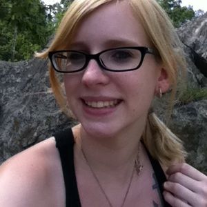 Meet your Posher, Nicole